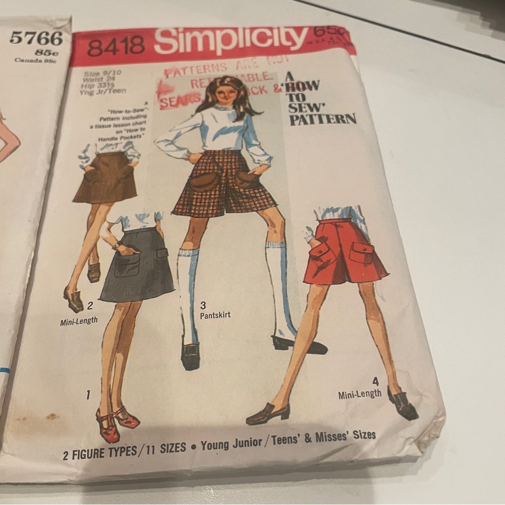Two Vintage Sewing Patterns - Picture 2 of 3